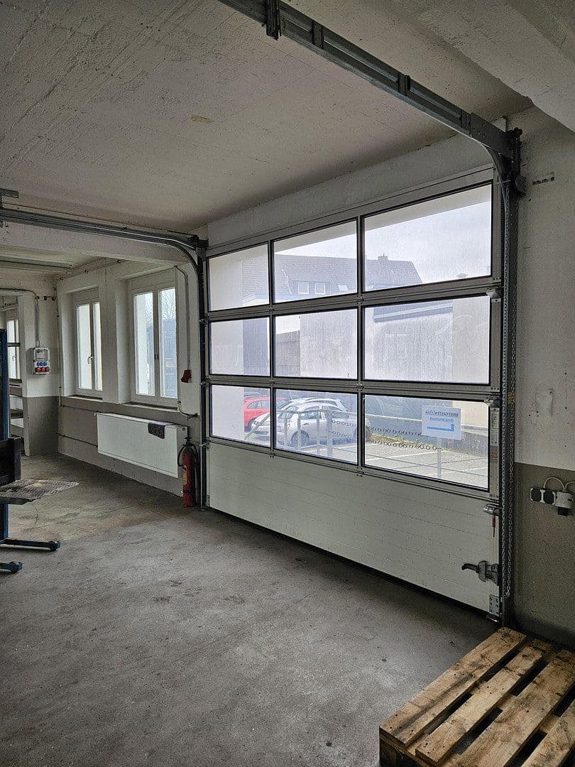 Pronájem nebytového prostoru 431 m², An der Steinert 7, Lüdenscheid, Severní Porýní-Vestfálsko Pronájem nebytového prostoru 431 m², An der Steinert 7, Lüdenscheid, Severní Porýní-Vestfálsko