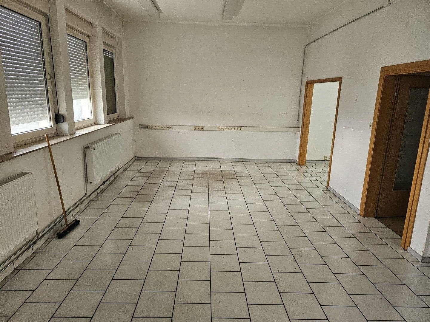 Pronájem nebytového prostoru 431 m², An der Steinert 7, Lüdenscheid, Severní Porýní-Vestfálsko Pronájem nebytového prostoru 431 m², An der Steinert 7, Lüdenscheid, Severní Porýní-Vestfálsko