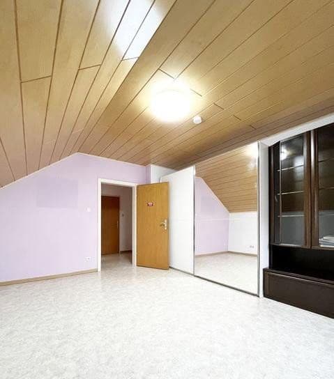 Prodej domu 190 m², pozemek 600 m², Neckargemünd, Bádensko-Württembersko Prodej domu 190 m², pozemek 600 m², Neckargemünd, Bádensko-Württembersko