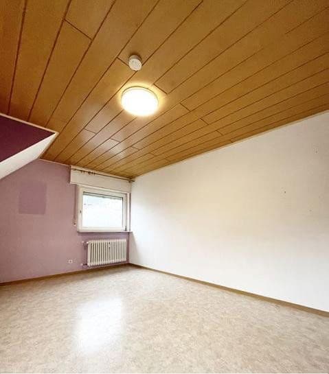 Prodej domu 190 m², pozemek 600 m², Neckargemünd, Bádensko-Württembersko Prodej domu 190 m², pozemek 600 m², Neckargemünd, Bádensko-Württembersko