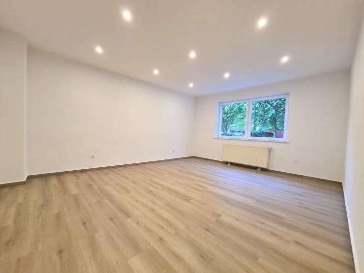 Pronájem bytu 3+1 106 m², Bergmannstr. 15, Hildesheim, Dolní Sasko Pronájem bytu 3+1 106 m², Bergmannstr. 15, Hildesheim, Dolní Sasko