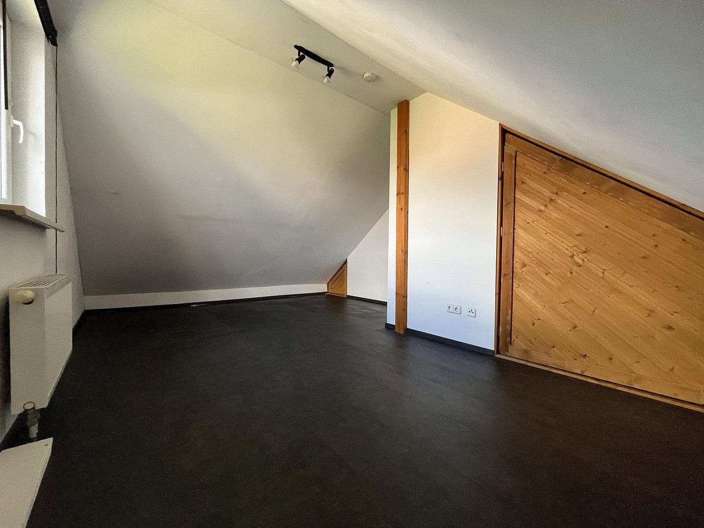 Prodej domu 123 m², pozemek 420 m², In der Gottesau 4, Bruchsal, Bádensko-Württembersko Prodej domu 123 m², pozemek 420 m², In der Gottesau 4, Bruchsal, Bádensko-Württembersko