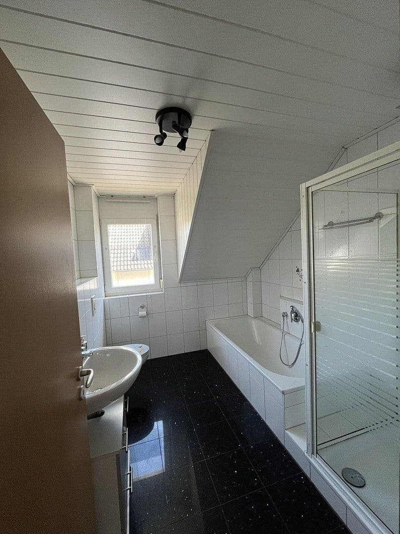 Prodej domu 123 m², pozemek 420 m², In der Gottesau 4, Bruchsal, Bádensko-Württembersko Prodej domu 123 m², pozemek 420 m², In der Gottesau 4, Bruchsal, Bádensko-Württembersko