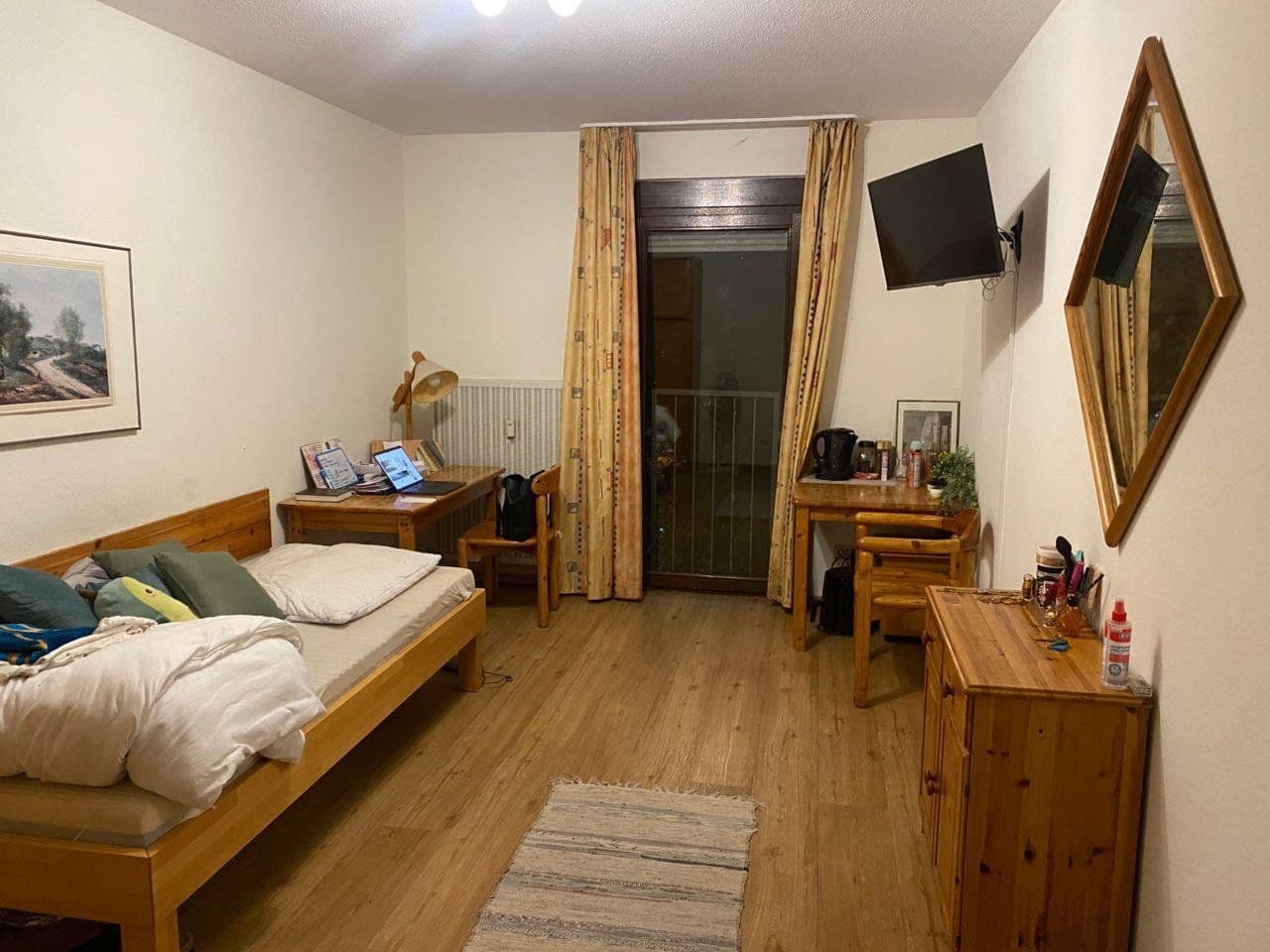 Pronájem bytu 1+1 21 m², Mannheim, Bádensko-Württembersko Pronájem bytu 1+1 21 m², Mannheim, Bádensko-Württembersko