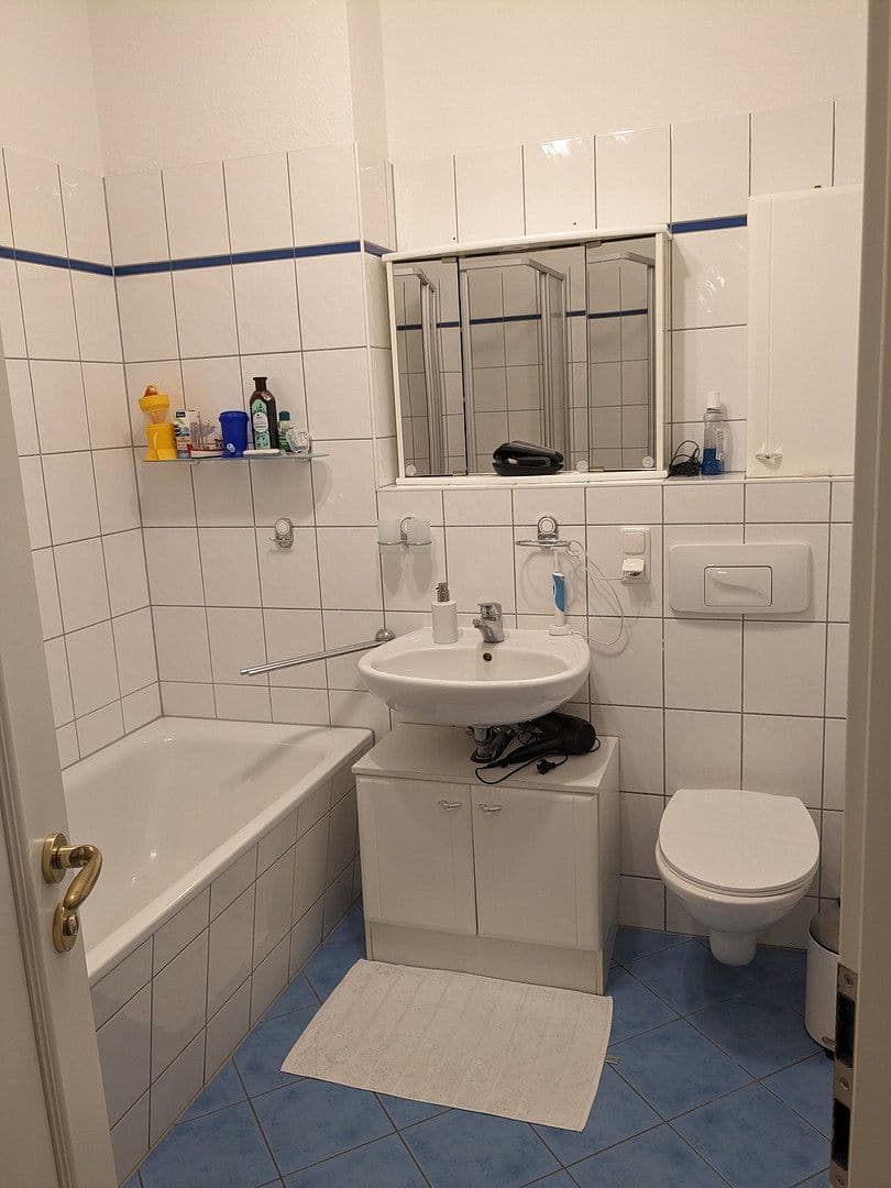 Pronájem bytu 3+1 79 m², Wormser Straße, Dresden, Sasko Pronájem bytu 3+1 79 m², Wormser Straße, Dresden, Sasko