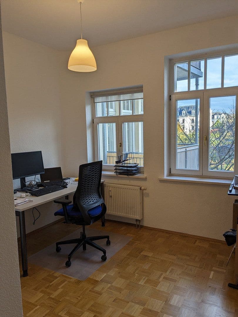 Pronájem bytu 3+1 79 m², Wormser Straße, Dresden, Sasko Pronájem bytu 3+1 79 m², Wormser Straße, Dresden, Sasko