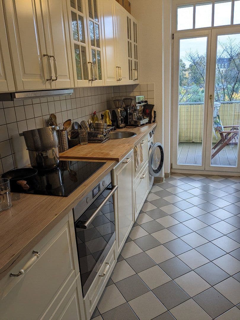 Pronájem bytu 3+1 79 m², Wormser Straße, Dresden, Sasko Pronájem bytu 3+1 79 m², Wormser Straße, Dresden, Sasko