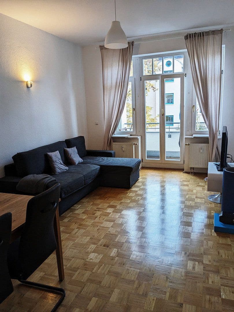Pronájem bytu 3+1 79 m², Wormser Straße, Dresden, Sasko Pronájem bytu 3+1 79 m², Wormser Straße, Dresden, Sasko