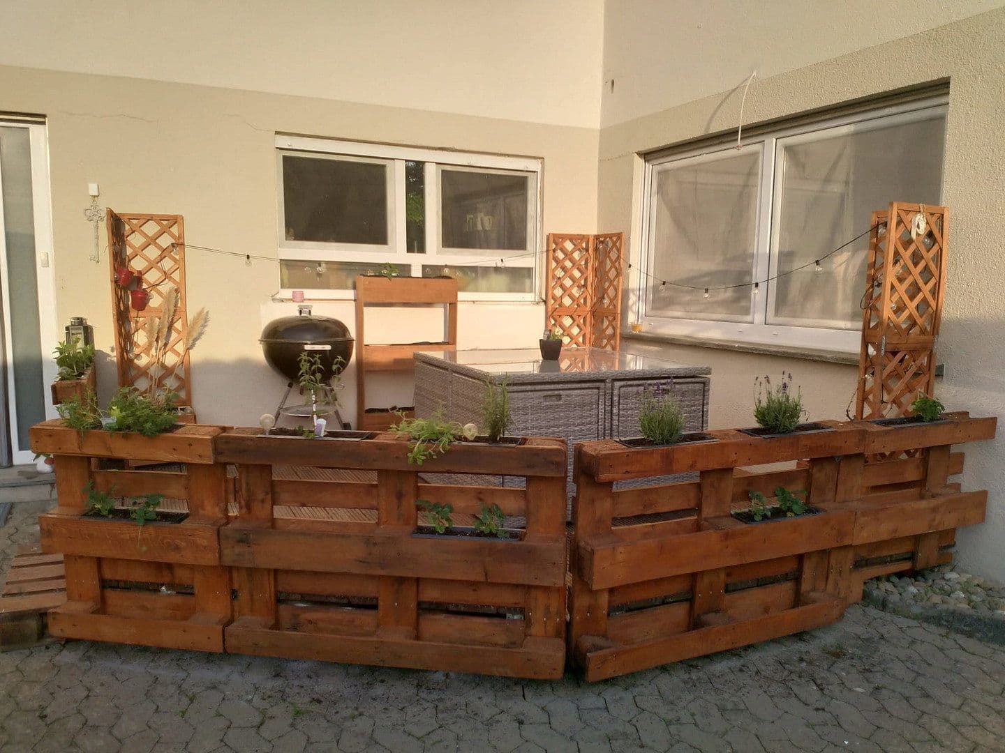 Pronájem bytu 4+1 95 m², Tauberbischofsheim, Bádensko-Württembersko Pronájem bytu 4+1 95 m², Tauberbischofsheim, Bádensko-Württembersko