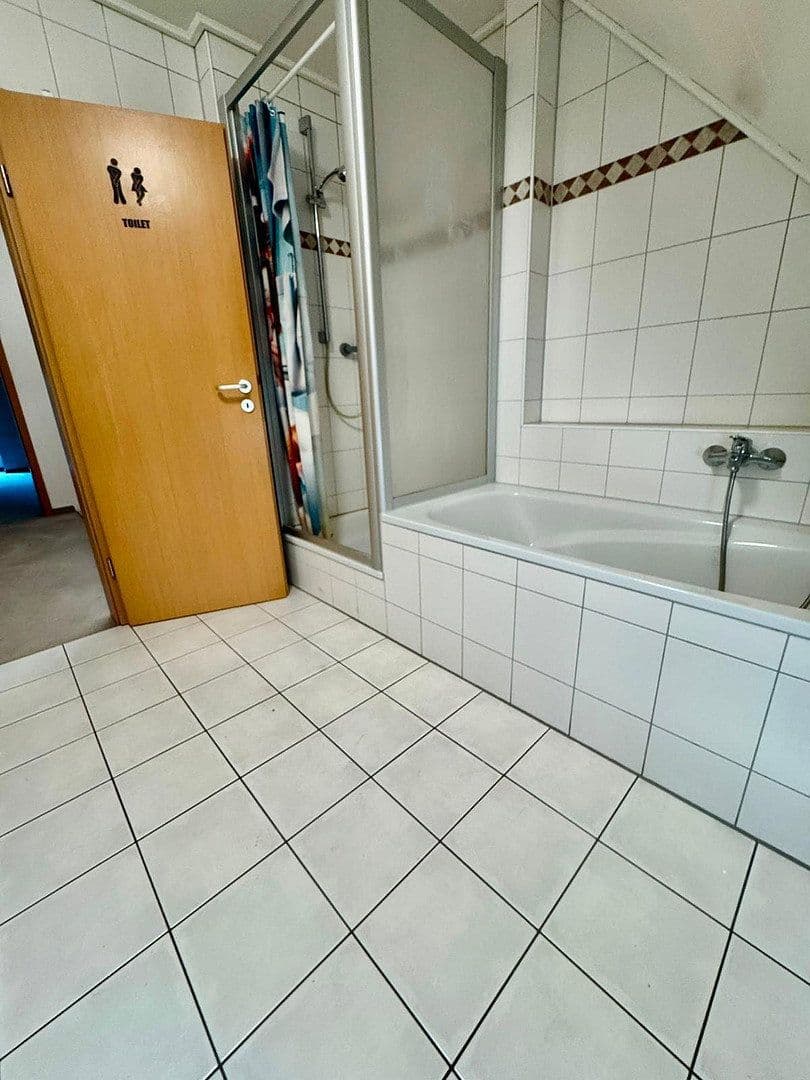 Prodej domu 117 m², pozemek 199 m², Nürnberg, Bavorsko Prodej domu 117 m², pozemek 199 m², Nürnberg, Bavorsko
