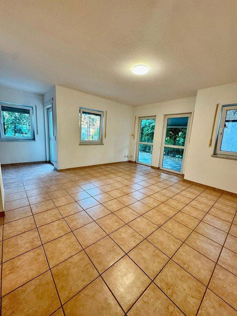 Prodej domu 117 m², pozemek 199 m², Nürnberg, Bavorsko Prodej domu 117 m², pozemek 199 m², Nürnberg, Bavorsko