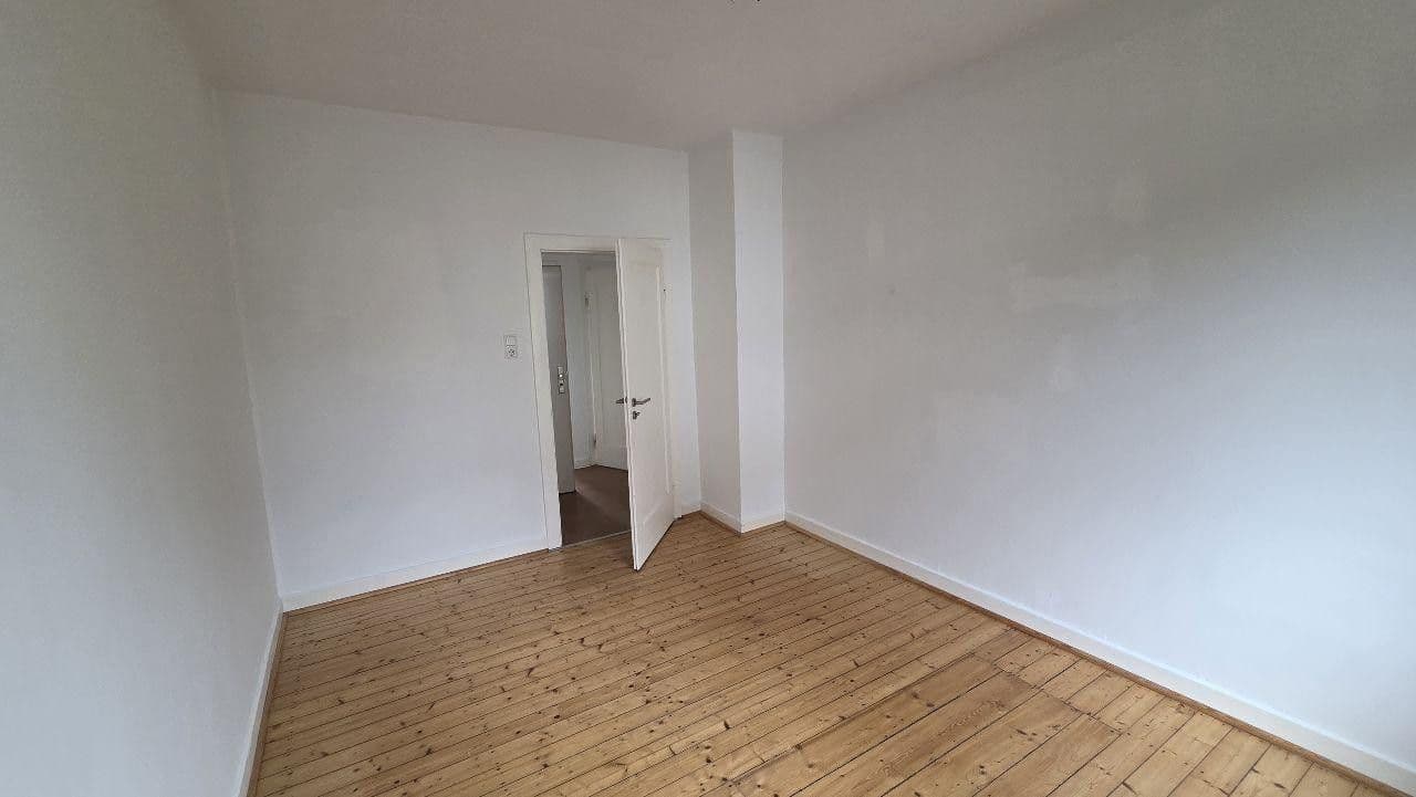 Pronájem bytu 4+1 100 m², Schatenstr. 14, Bielefeld, Severní Porýní-Vestfálsko Pronájem bytu 4+1 100 m², Schatenstr. 14, Bielefeld, Severní Porýní-Vestfálsko