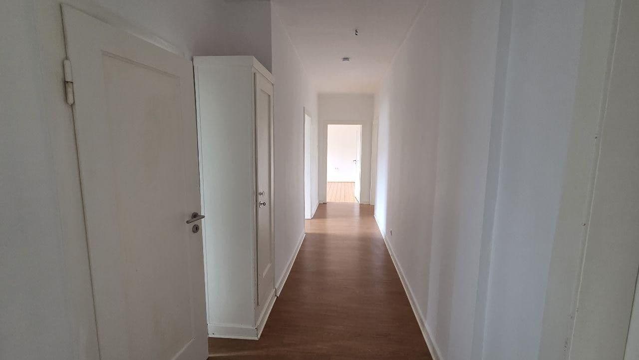 Pronájem bytu 4+1 100 m², Schatenstr. 14, Bielefeld, Severní Porýní-Vestfálsko Pronájem bytu 4+1 100 m², Schatenstr. 14, Bielefeld, Severní Porýní-Vestfálsko