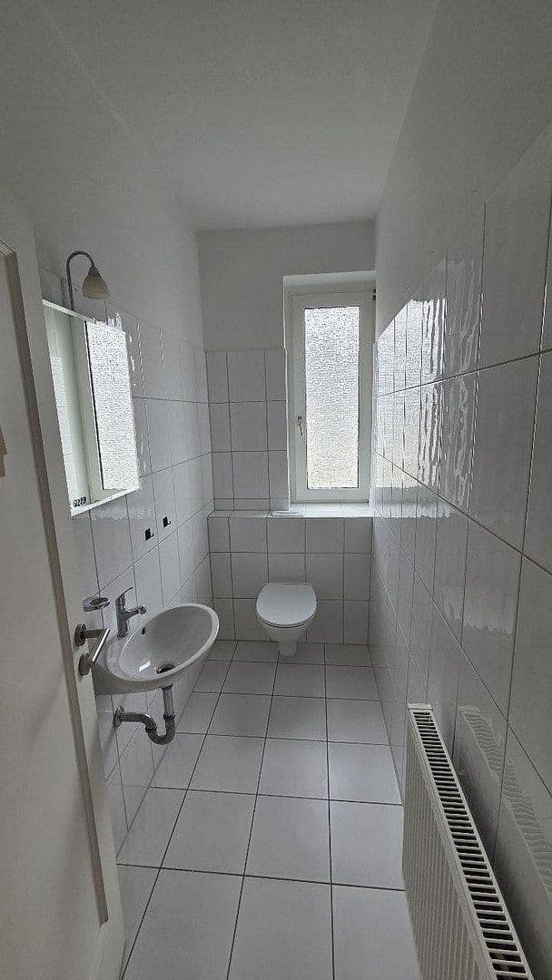 Pronájem bytu 4+1 100 m², Schatenstr. 14, Bielefeld, Severní Porýní-Vestfálsko Pronájem bytu 4+1 100 m², Schatenstr. 14, Bielefeld, Severní Porýní-Vestfálsko