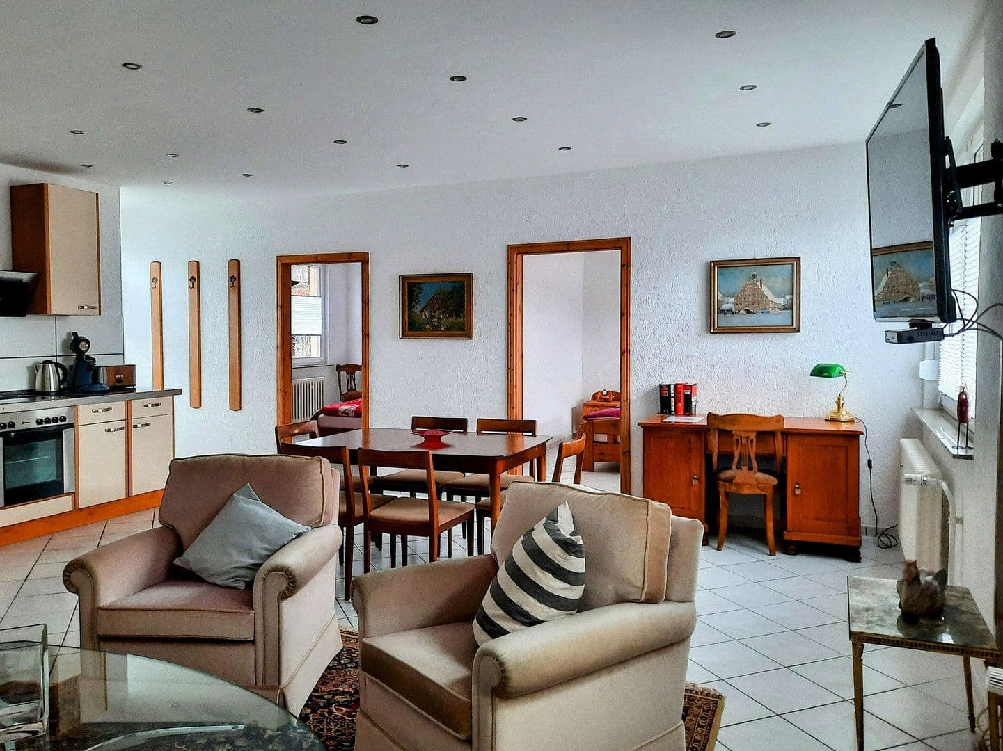 Pronájem bytu 3+1 78 m², Fellbach, Bádensko-Württembersko Pronájem bytu 3+1 78 m², Fellbach, Bádensko-Württembersko