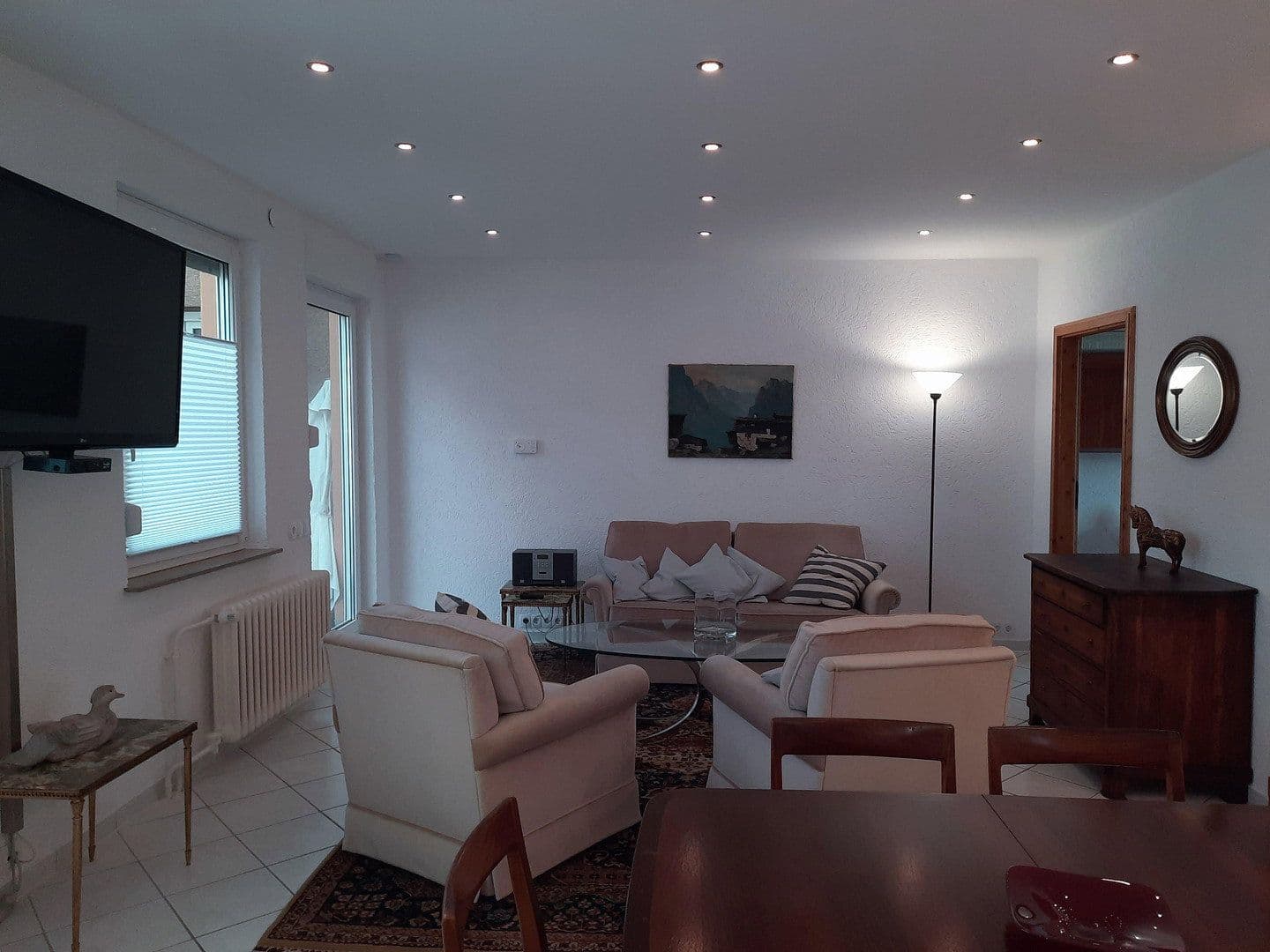 Pronájem bytu 3+1 78 m², Fellbach, Bádensko-Württembersko Pronájem bytu 3+1 78 m², Fellbach, Bádensko-Württembersko