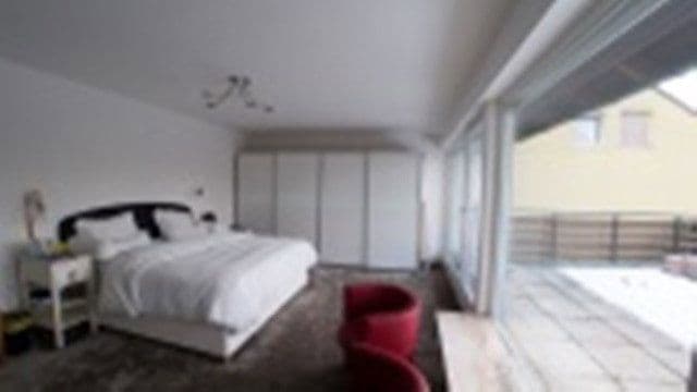 Pronájem domu 290 m², pozemek 680 m², Thumenberger Weg 130, Nuernberg, Bavorsko Pronájem domu 290 m², pozemek 680 m², Thumenberger Weg 130, Nuernberg, Bavorsko