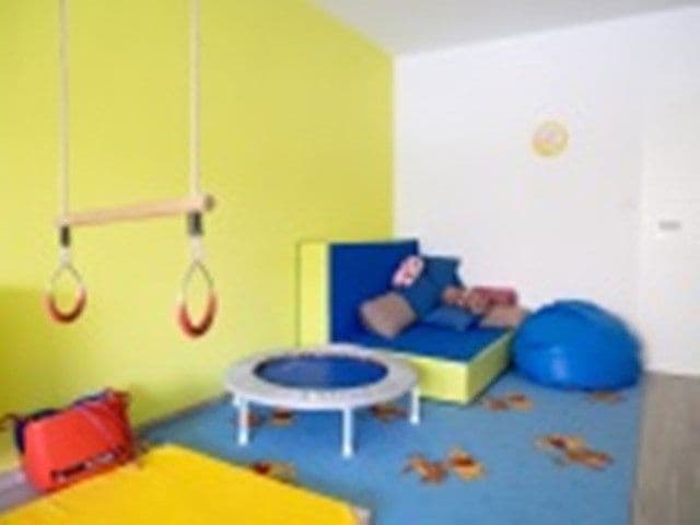 Pronájem domu 290 m², pozemek 680 m², Thumenberger Weg 130, Nuernberg, Bavorsko Pronájem domu 290 m², pozemek 680 m², Thumenberger Weg 130, Nuernberg, Bavorsko