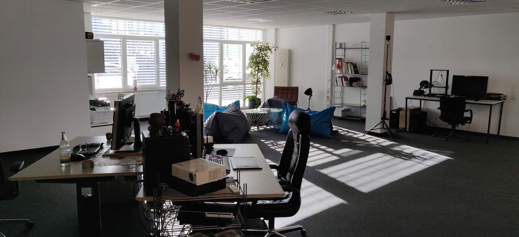 Pronájem kanceláře 210 m², Aschaffenburg, Bavorsko Pronájem kanceláře 210 m², Aschaffenburg, Bavorsko