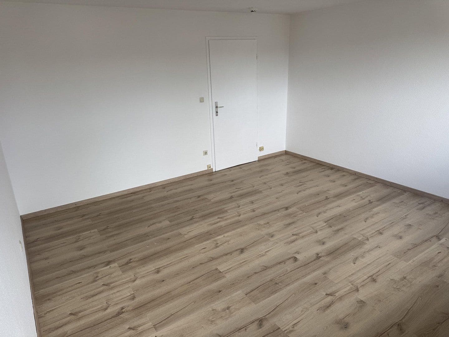 Pronájem bytu 2+1 49 m², Bad Nenndorf, Dolní Sasko Pronájem bytu 2+1 49 m², Bad Nenndorf, Dolní Sasko
