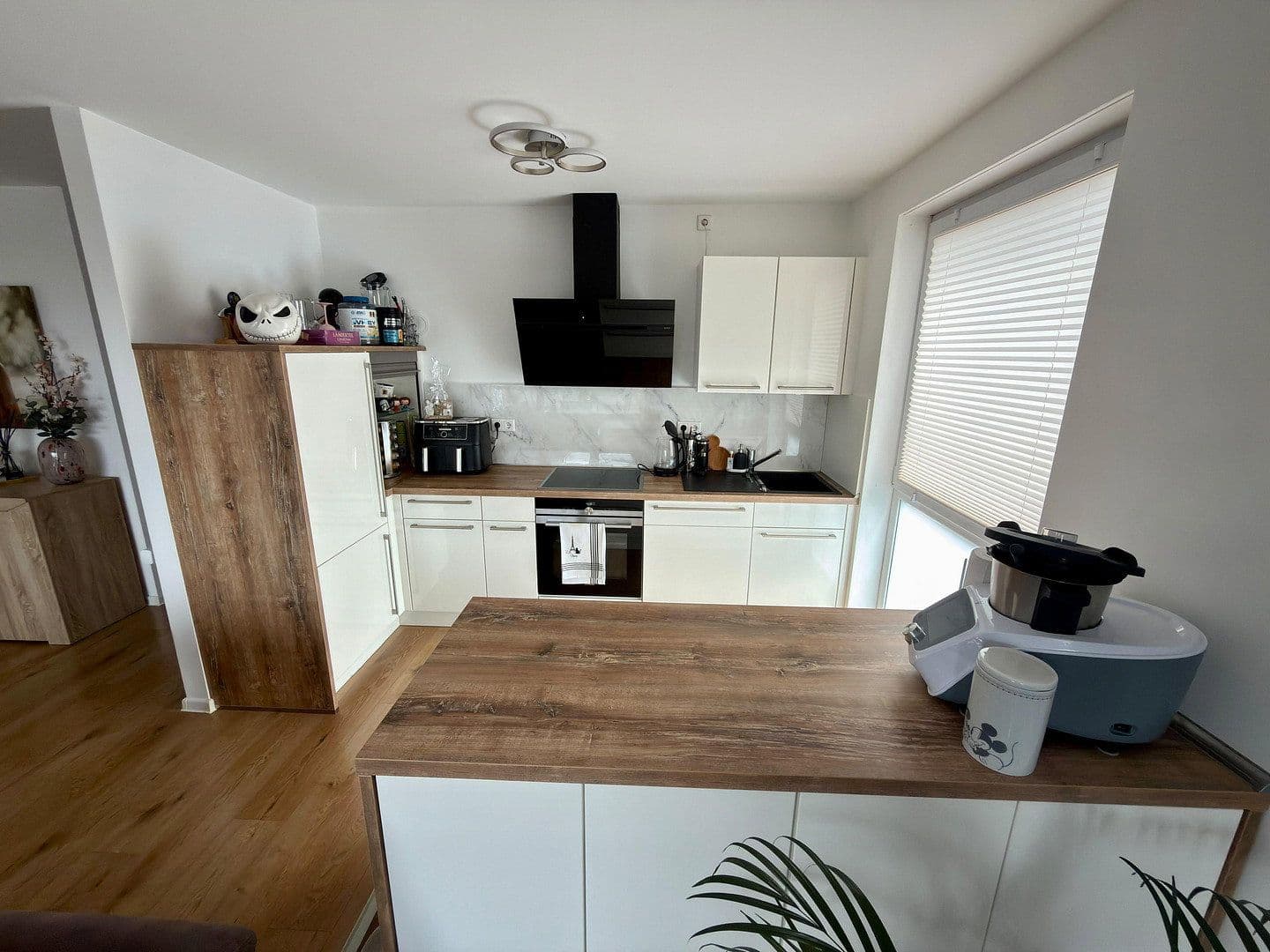 Pronájem bytu 3+1 73 m², Solingen, Severní Porýní-Vestfálsko Pronájem bytu 3+1 73 m², Solingen, Severní Porýní-Vestfálsko