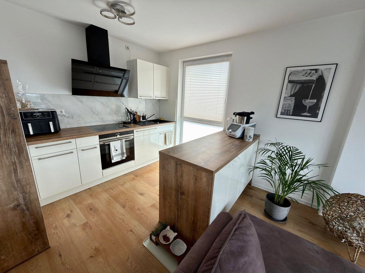 Pronájem bytu 3+1 73 m², Solingen, Severní Porýní-Vestfálsko Pronájem bytu 3+1 73 m², Solingen, Severní Porýní-Vestfálsko
