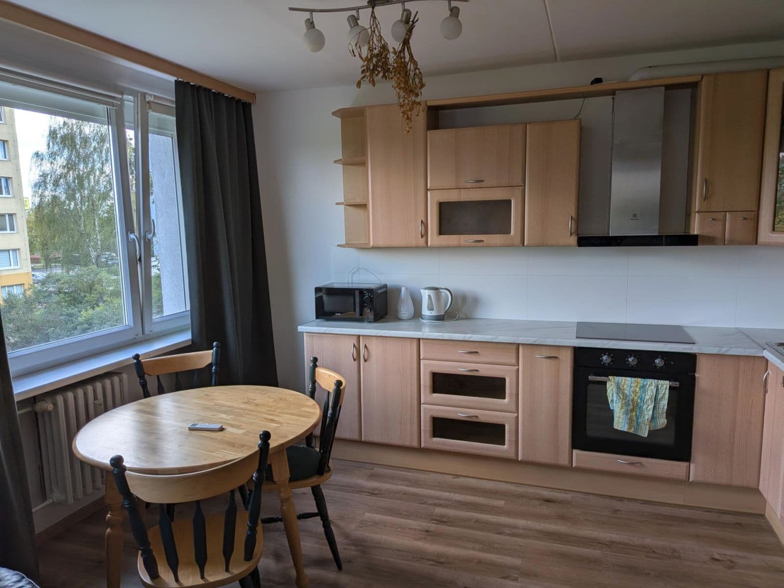 Pronájem bytu 3+1 75 m², Norská, Kladno, Středočeský kraj Pronájem bytu 3+1 75 m², Norská, Kladno, Středočeský kraj