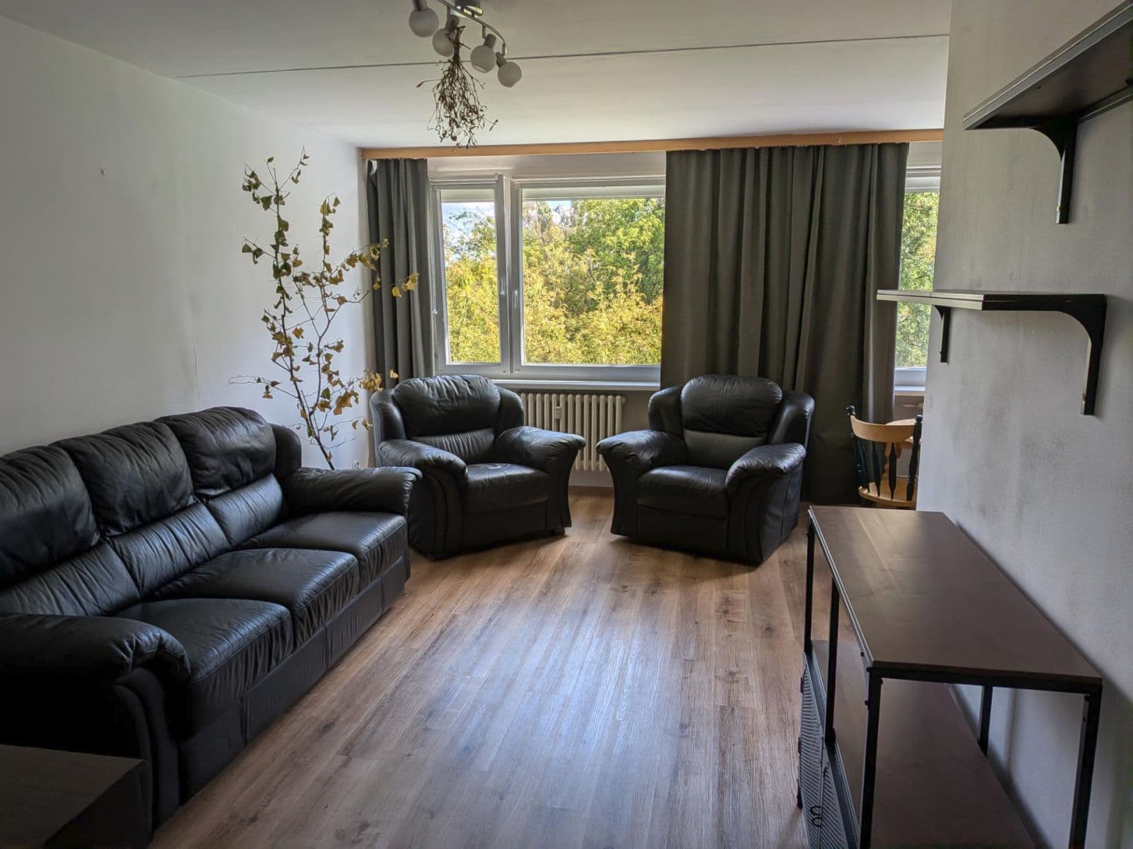 Pronájem bytu 3+1 75 m², Norská, Kladno, Středočeský kraj Pronájem bytu 3+1 75 m², Norská, Kladno, Středočeský kraj