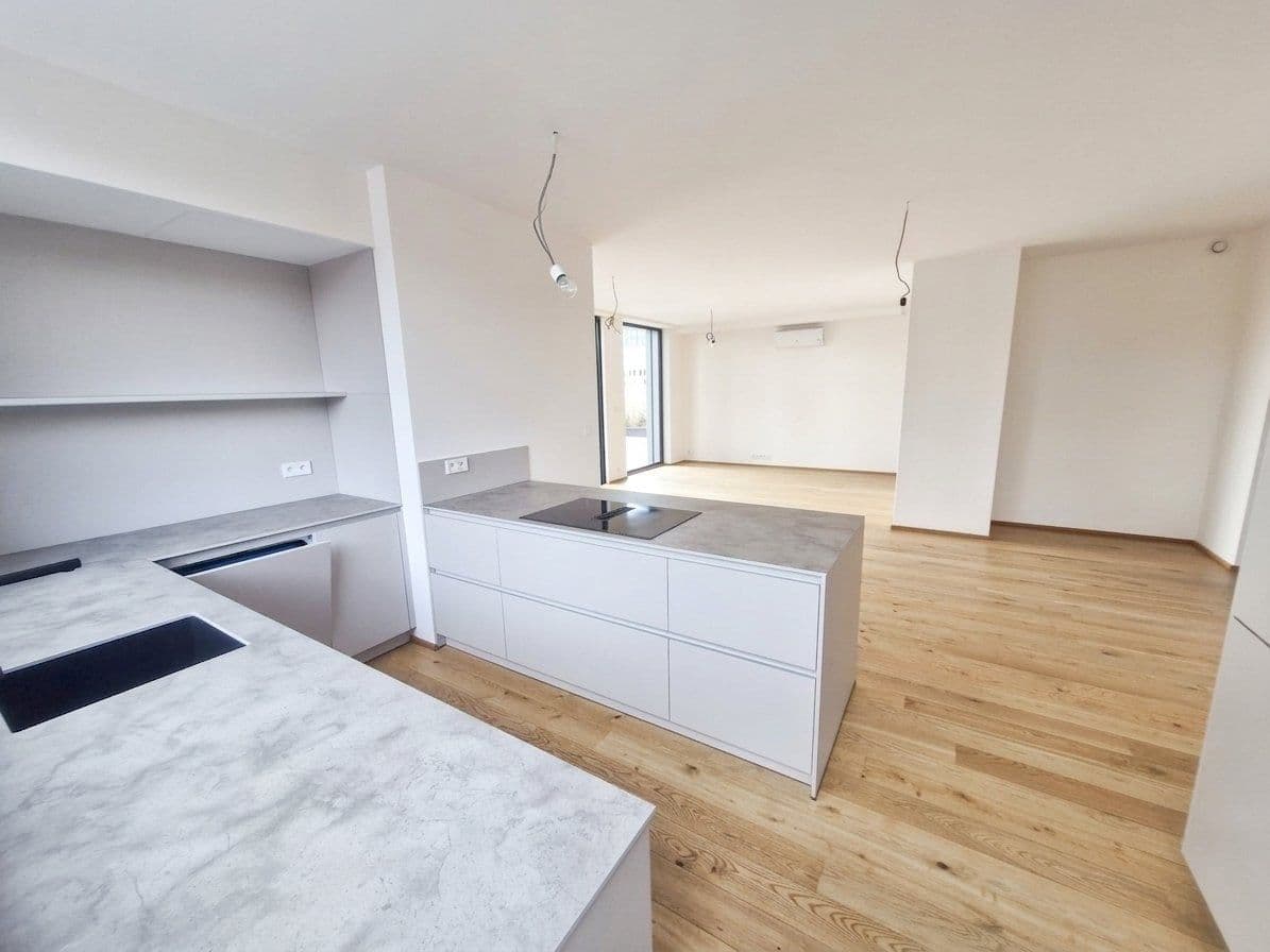 Prodej bytu 4+kk 132 m², Nádražní, Praha, Praha Prodej bytu 4+kk 132 m², Nádražní, Praha, Praha