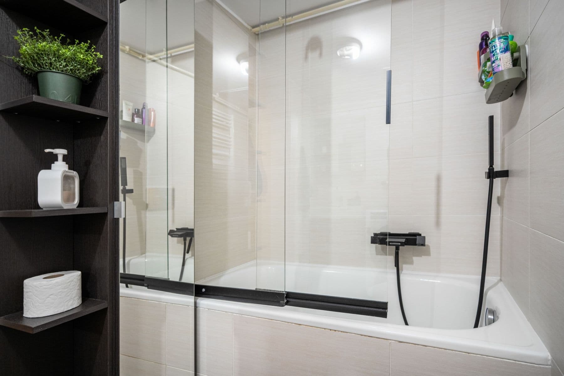 Prodej bytu 2+kk 47 m², Buchovcova, Praha, Praha Prodej bytu 2+kk 47 m², Buchovcova, Praha, Praha