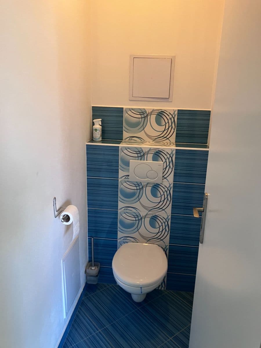 Pronájem bytu 3+kk 70 m², Tisová, Holubice, Středočeský kraj Pronájem bytu 3+kk 70 m², Tisová, Holubice, Středočeský kraj