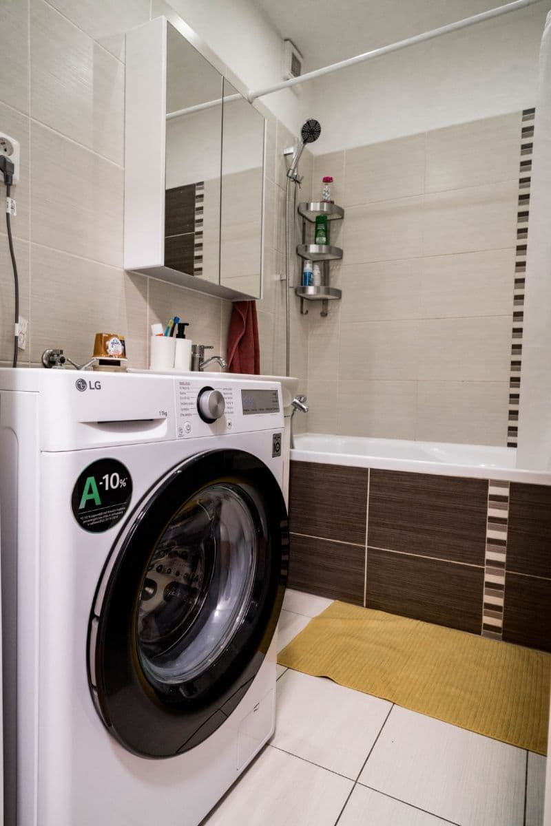 Prodej bytu 3+1 65 m², Na hlinách, Trnava, Trnavský kraj Prodej bytu 3+1 65 m², Na hlinách, Trnava, Trnavský kraj