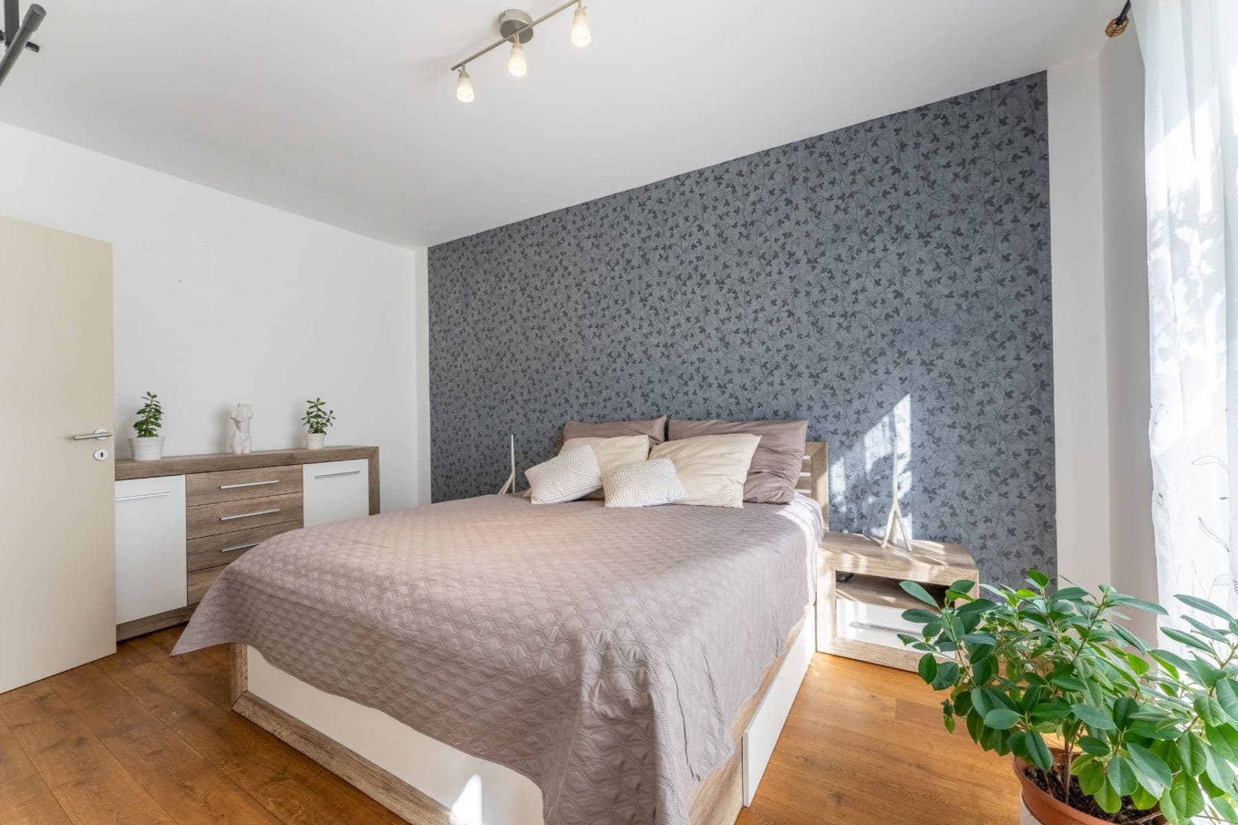 Prodej bytu 4+kk 115 m², Mezilehlá, Praha, Praha Prodej bytu 4+kk 115 m², Mezilehlá, Praha, Praha