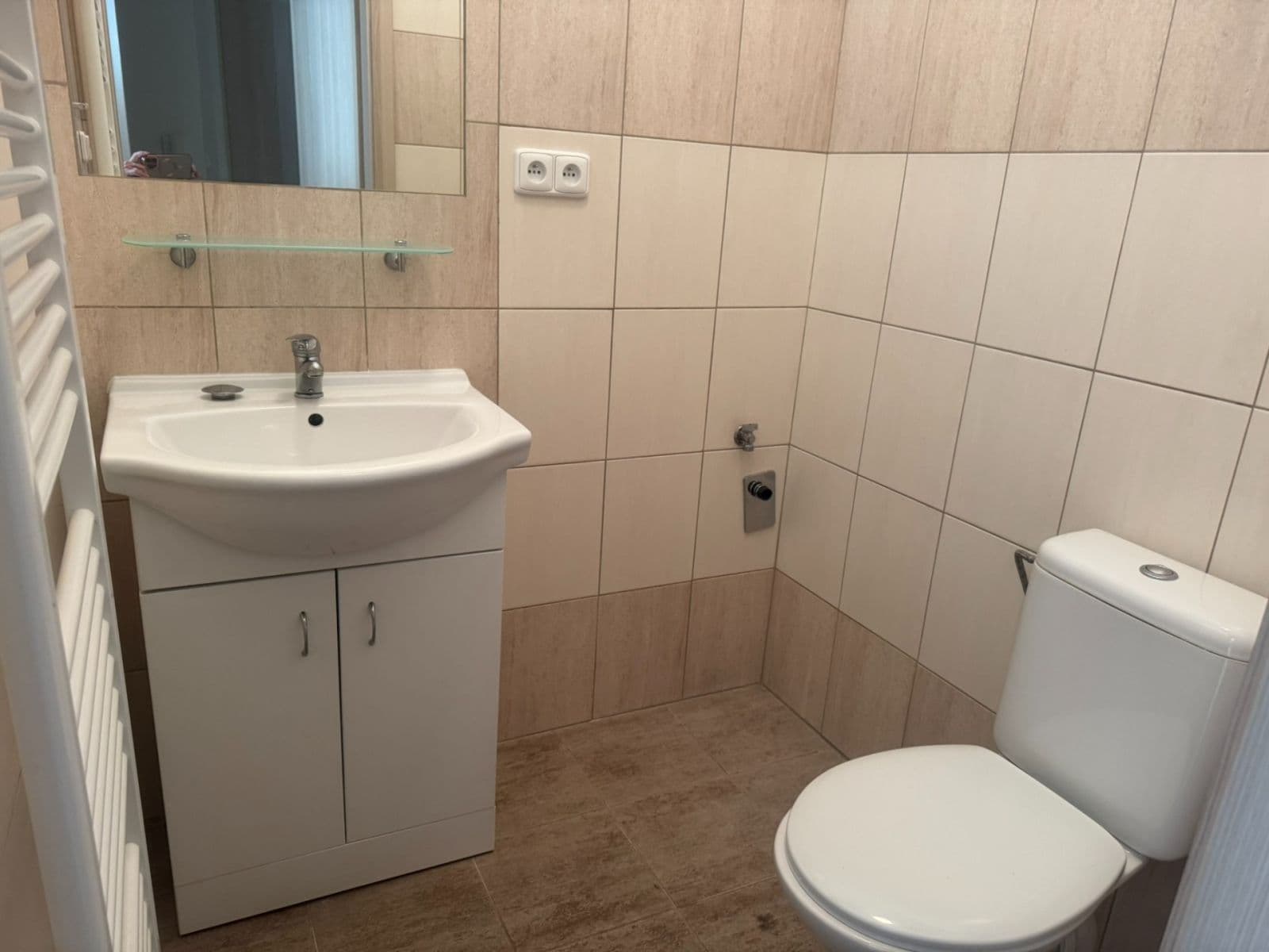 Pronájem bytu 2+kk 35 m², V Šipce, Plzeň, Plzeňský kraj Pronájem bytu 2+kk 35 m², V Šipce, Plzeň, Plzeňský kraj