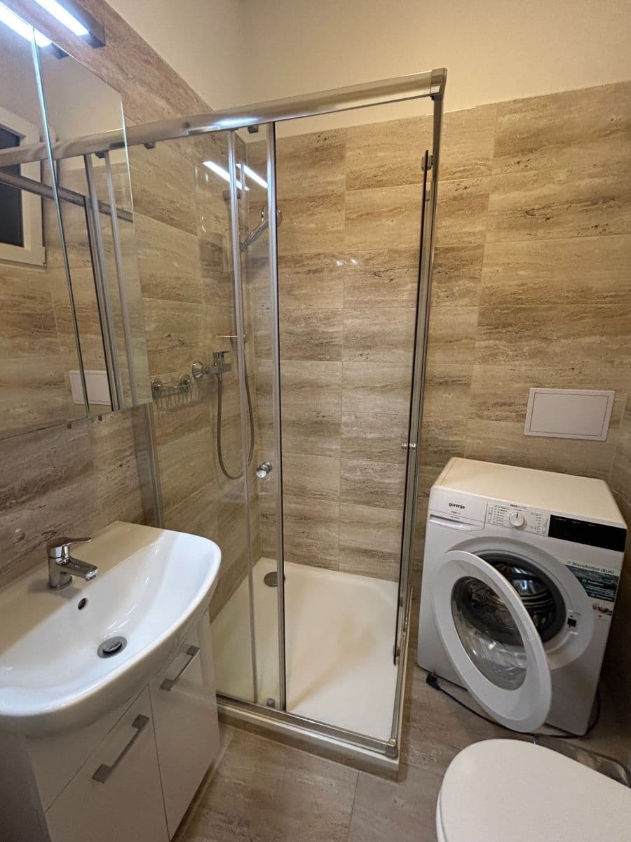 Pronájem bytu 1+kk 32 m², Pekařská, Brno, Jihomoravský kraj Pronájem bytu 1+kk 32 m², Pekařská, Brno, Jihomoravský kraj