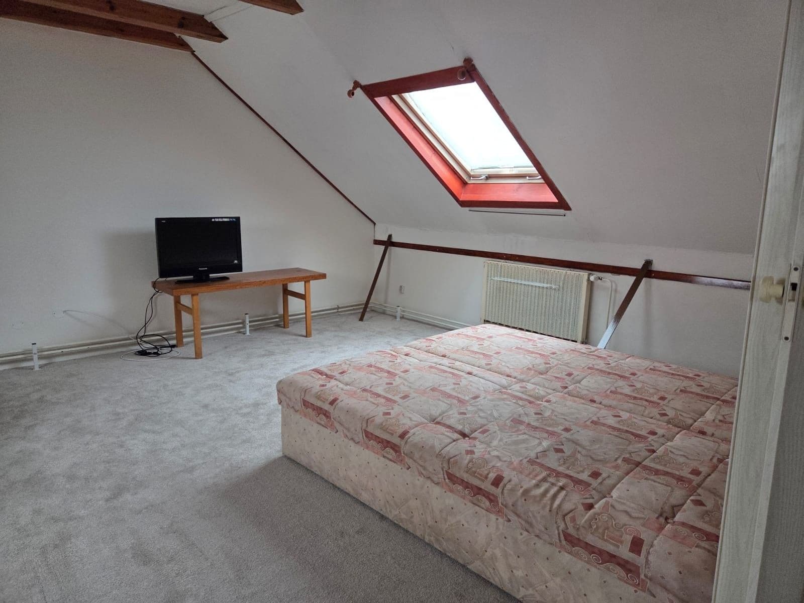 Pronájem bytu 3+kk 100 m², Cacovická, Brno, Jihomoravský kraj Pronájem bytu 3+kk 100 m², Cacovická, Brno, Jihomoravský kraj