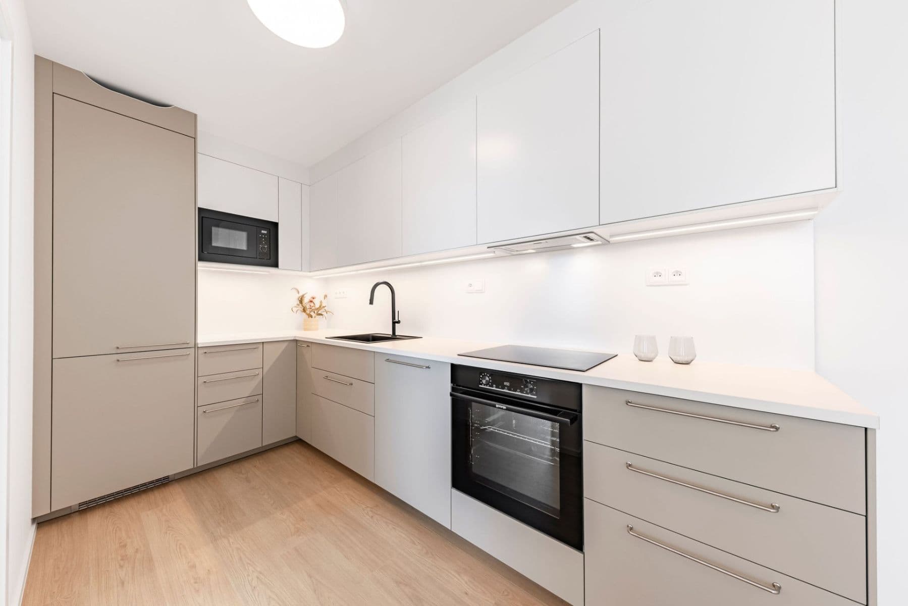 Prodej bytu 4+kk 71 m², Pod Strání, Praha, Praha Prodej bytu 4+kk 71 m², Pod Strání, Praha, Praha
