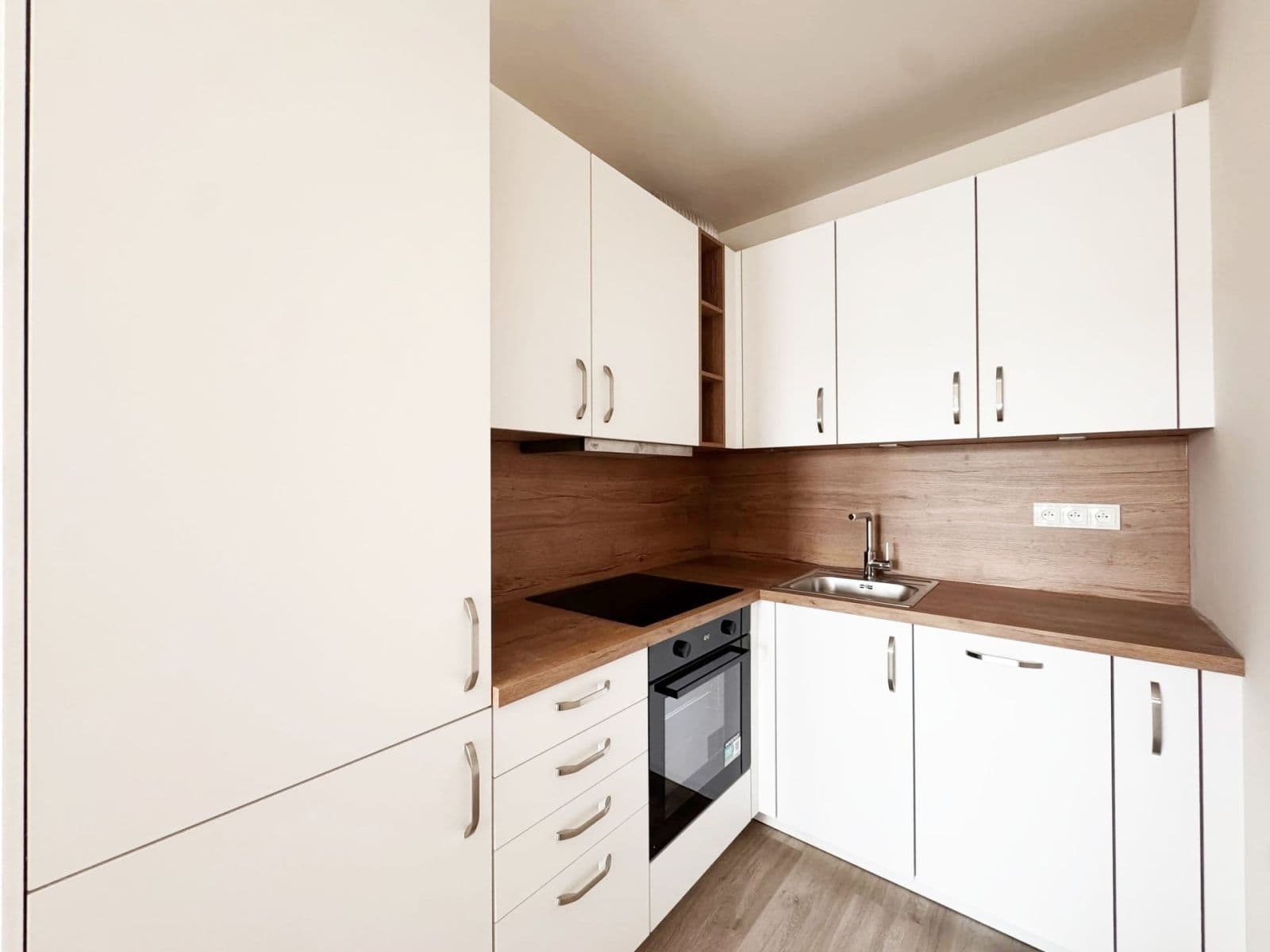 Pronájem bytu 2+kk 48 m², Fabiánové, Praha, Praha Pronájem bytu 2+kk 48 m², Fabiánové, Praha, Praha