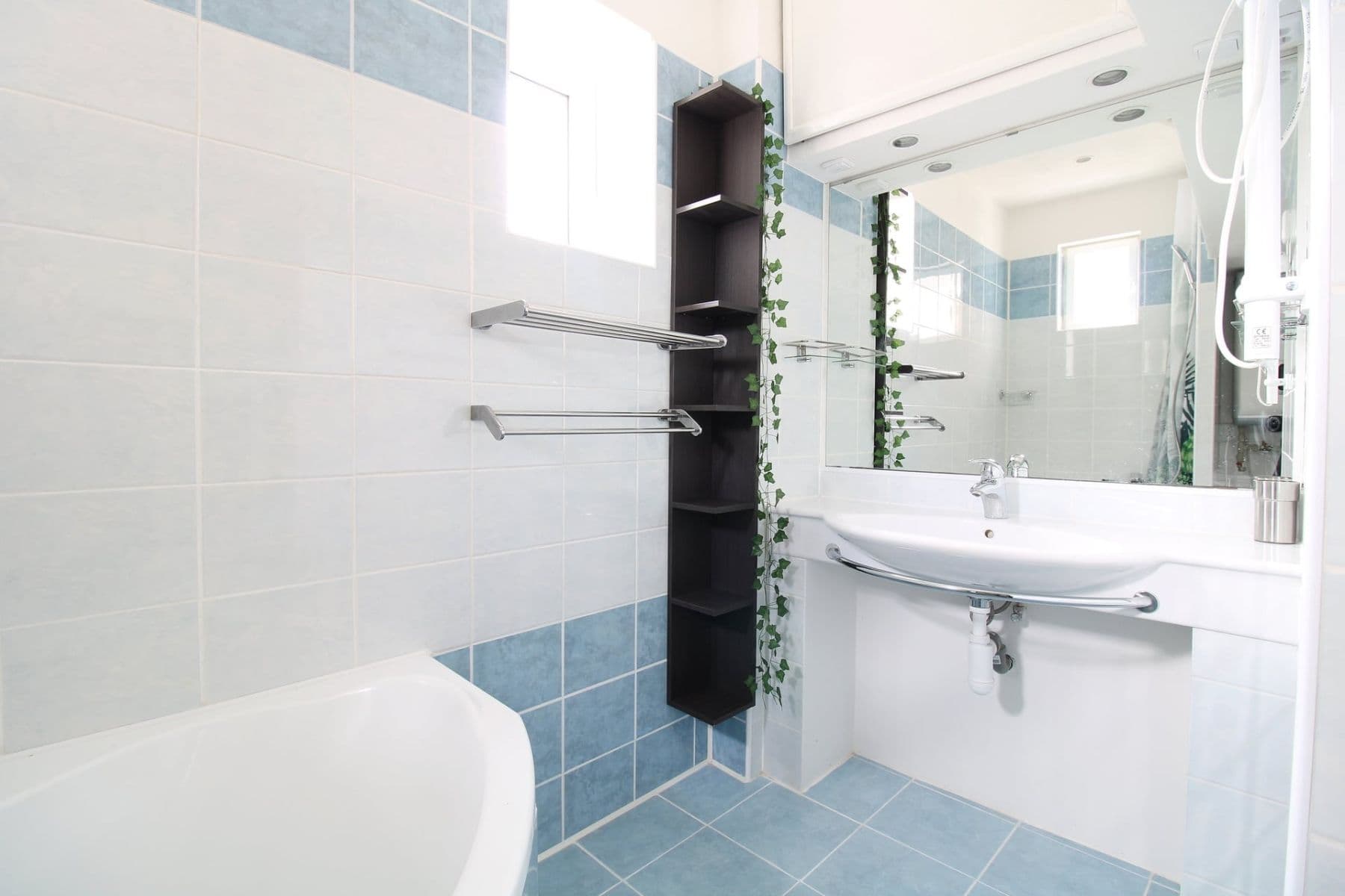 Pronájem bytu 2+1 61 m², Riegrova, Roztoky, Středočeský kraj Pronájem bytu 2+1 61 m², Riegrova, Roztoky, Středočeský kraj