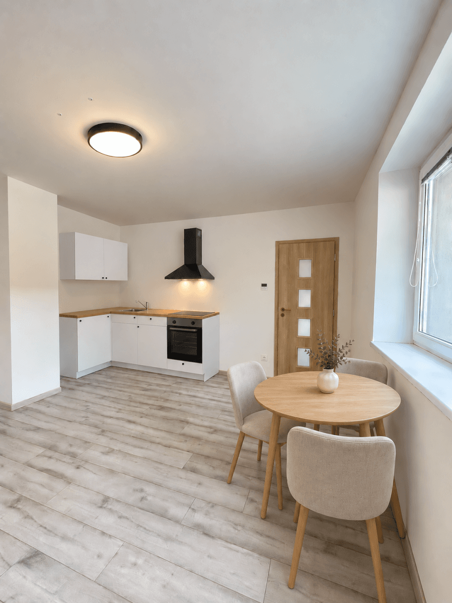 Pronájem bytu 3+kk 84 m², Hlučínská, Ostrava, Moravskoslezský kraj Pronájem bytu 3+kk 84 m², Hlučínská, Ostrava, Moravskoslezský kraj