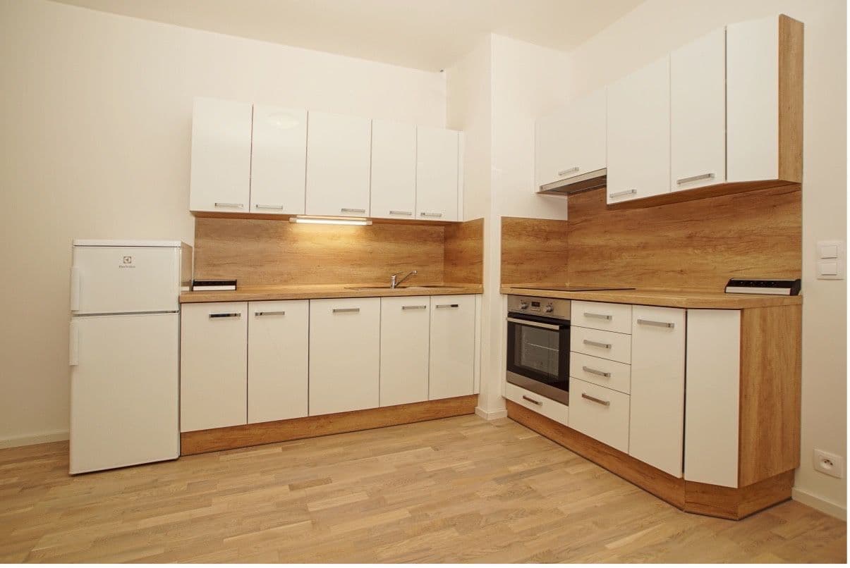 Prodej bytu 2+kk 60 m², Saarinenova, Praha, Praha Prodej bytu 2+kk 60 m², Saarinenova, Praha, Praha