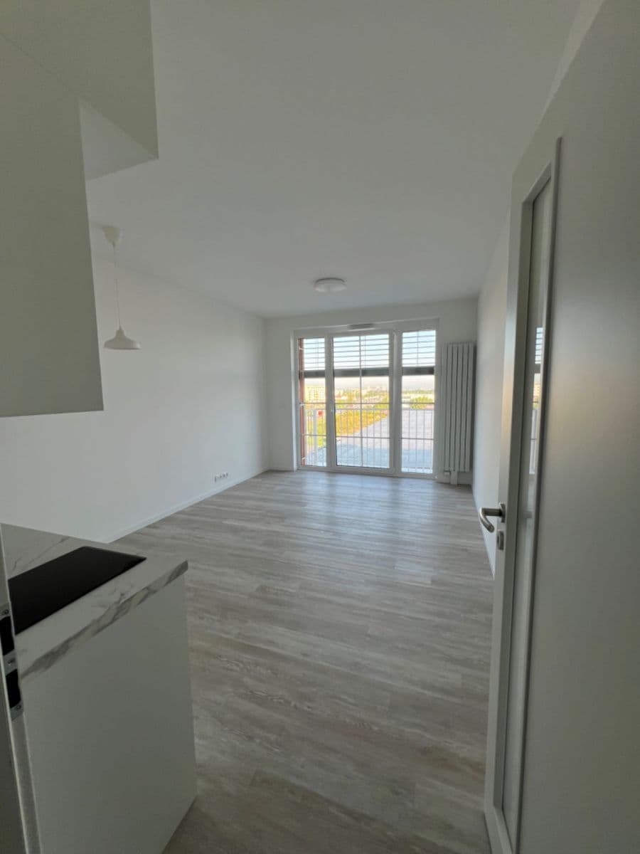 Pronájem bytu 1+kk 29 m², Mladoboleslavská, Praha, Praha Pronájem bytu 1+kk 29 m², Mladoboleslavská, Praha, Praha