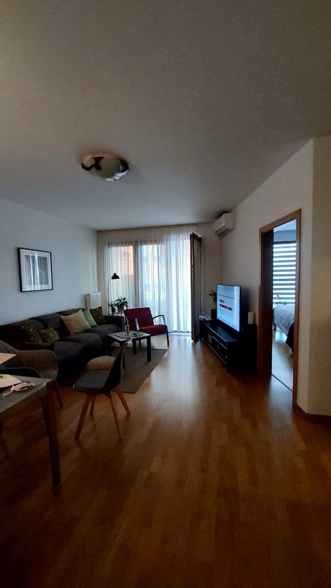 Prodej bytu 3+1 76 m², Kurta Konráda, Praha, Praha Prodej bytu 3+1 76 m², Kurta Konráda, Praha, Praha