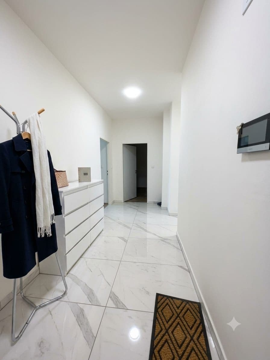 Pronájem bytu 2+1 74 m², Koptova, Karlovy Vary, Karlovarský kraj Pronájem bytu 2+1 74 m², Koptova, Karlovy Vary, Karlovarský kraj