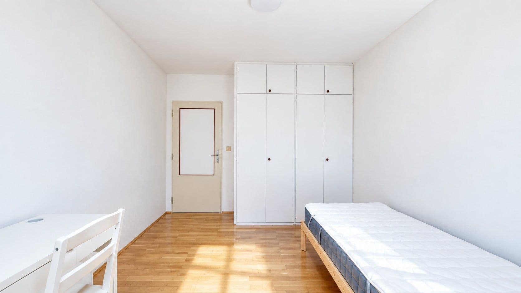 Pronájem bytu 3+1 74 m², Svojetická, Praha, Praha Pronájem bytu 3+1 74 m², Svojetická, Praha, Praha