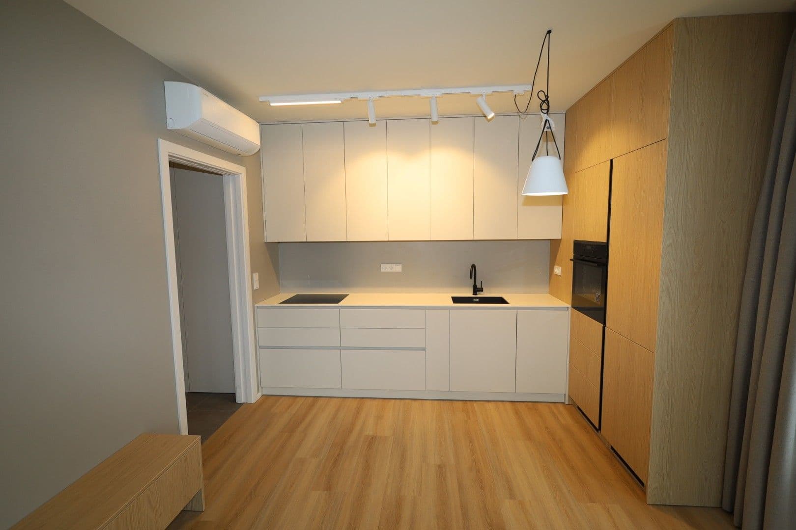 Pronájem bytu 1+kk 35 m², Práčská, Praha, Praha Pronájem bytu 1+kk 35 m², Práčská, Praha, Praha