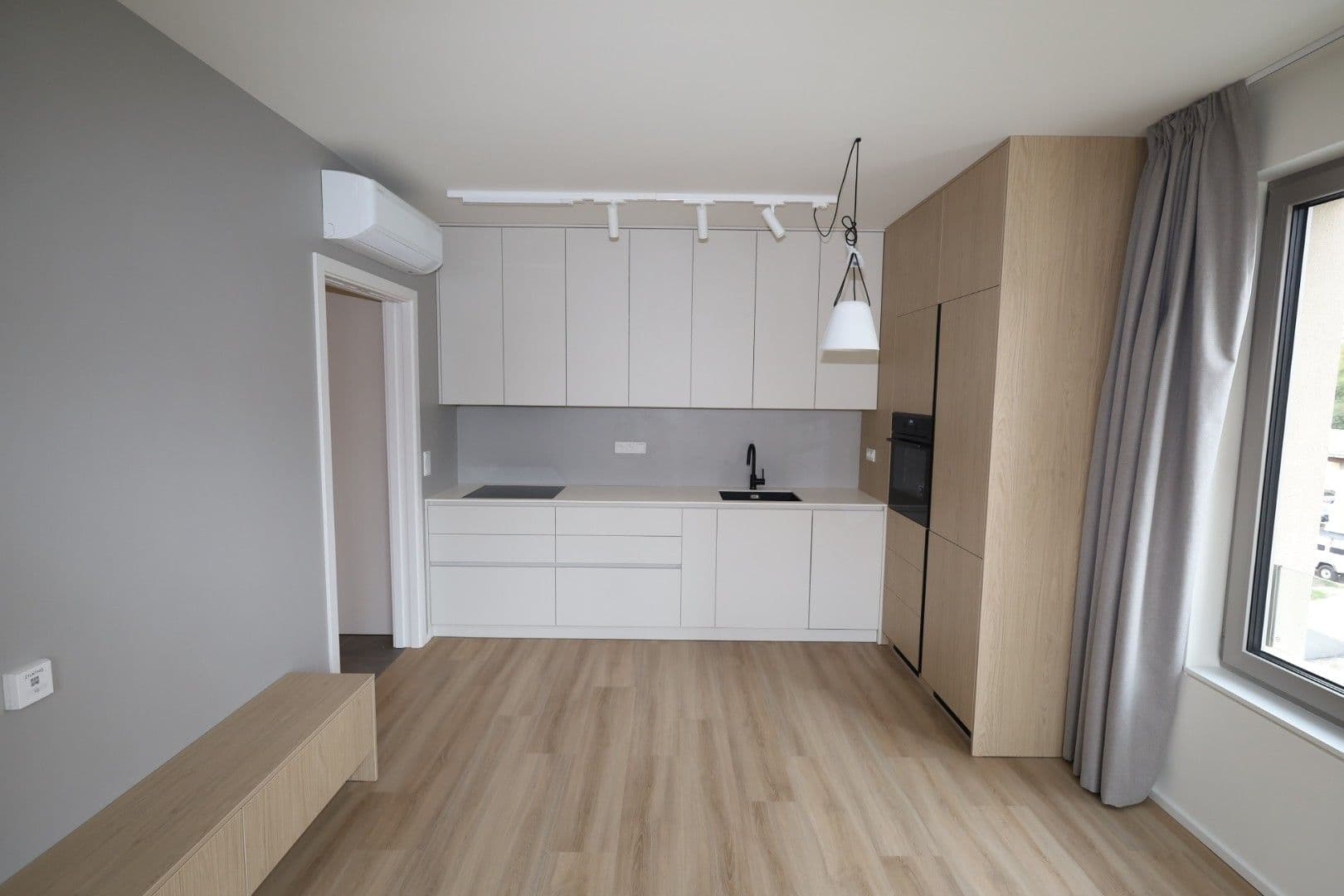 Pronájem bytu 1+kk 35 m², Práčská, Praha, Praha Pronájem bytu 1+kk 35 m², Práčská, Praha, Praha