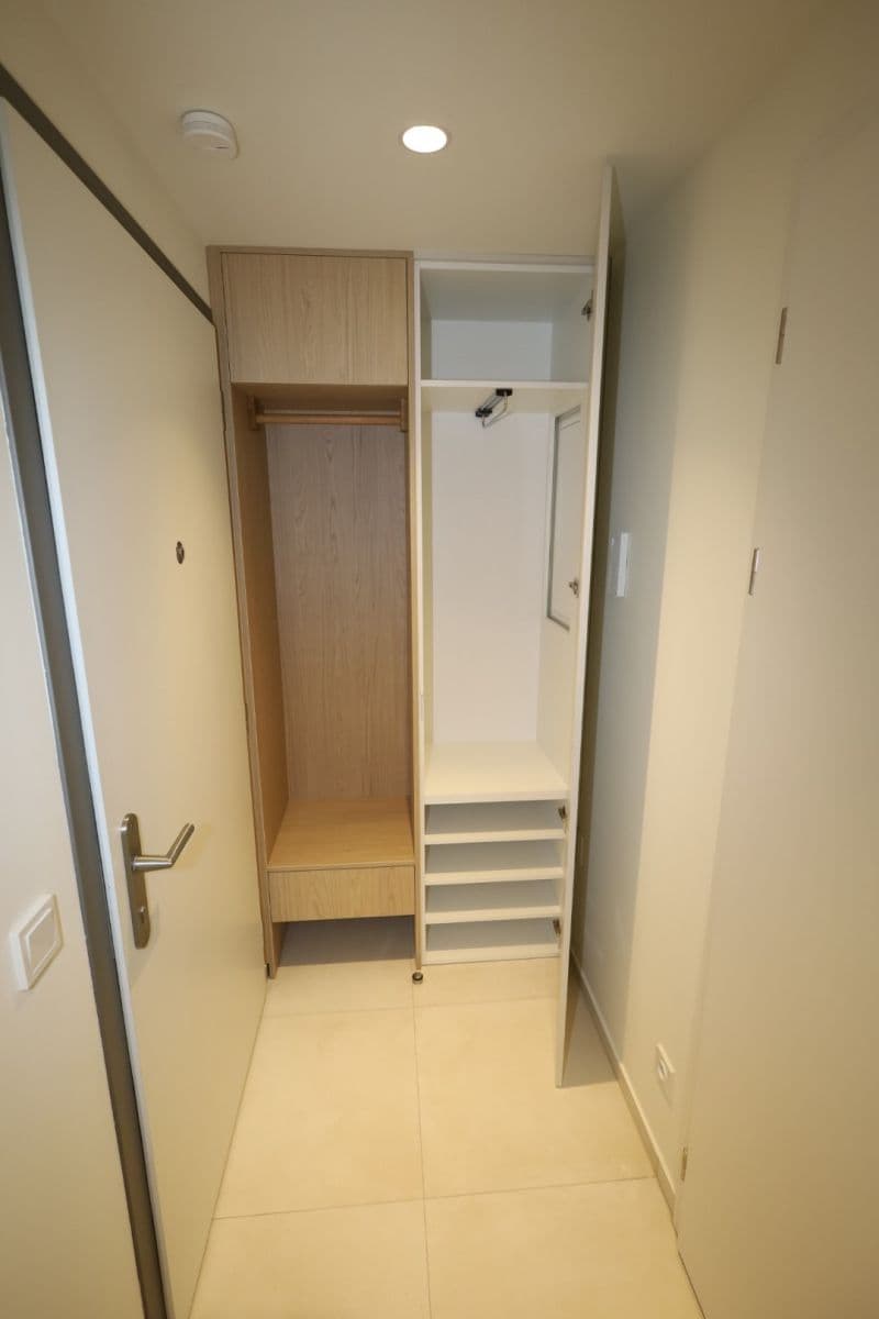 Pronájem bytu 2+kk 38 m², Práčská, Praha, Praha Pronájem bytu 2+kk 38 m², Práčská, Praha, Praha