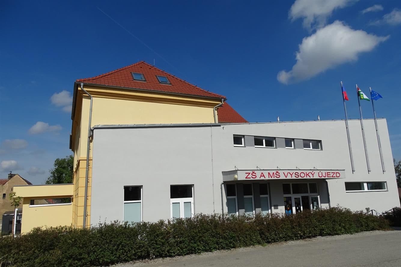 Prodej pozemku 1.903 m², Ve Višňovce, Vysoký Újezd, Středočeský kraj Prodej pozemku 1.903 m², Ve Višňovce, Vysoký Újezd, Středočeský kraj
