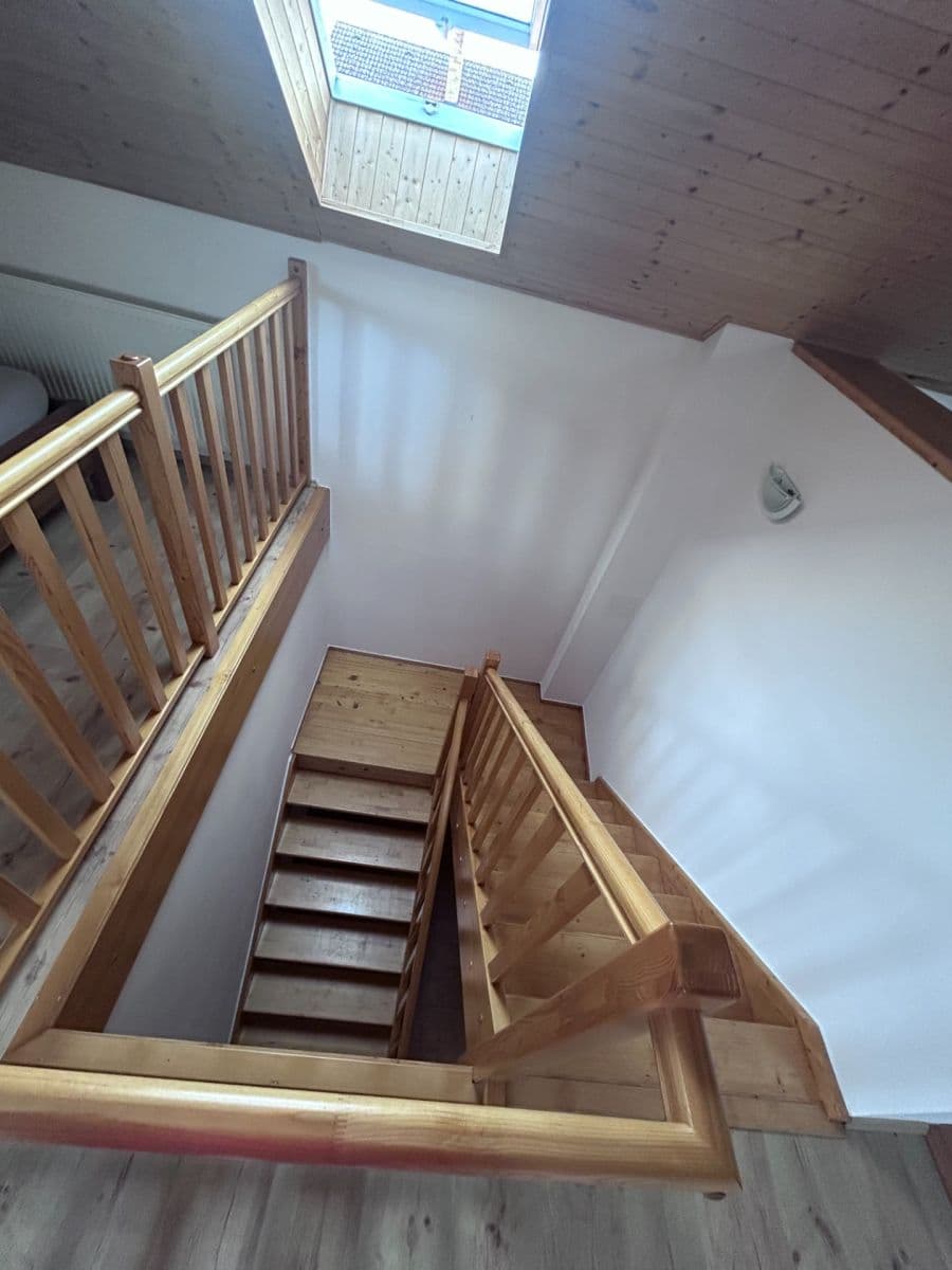 Pronájem domu 149 m², pozemek 504 m², Ratenice, Středočeský kraj Pronájem domu 149 m², pozemek 504 m², Ratenice, Středočeský kraj